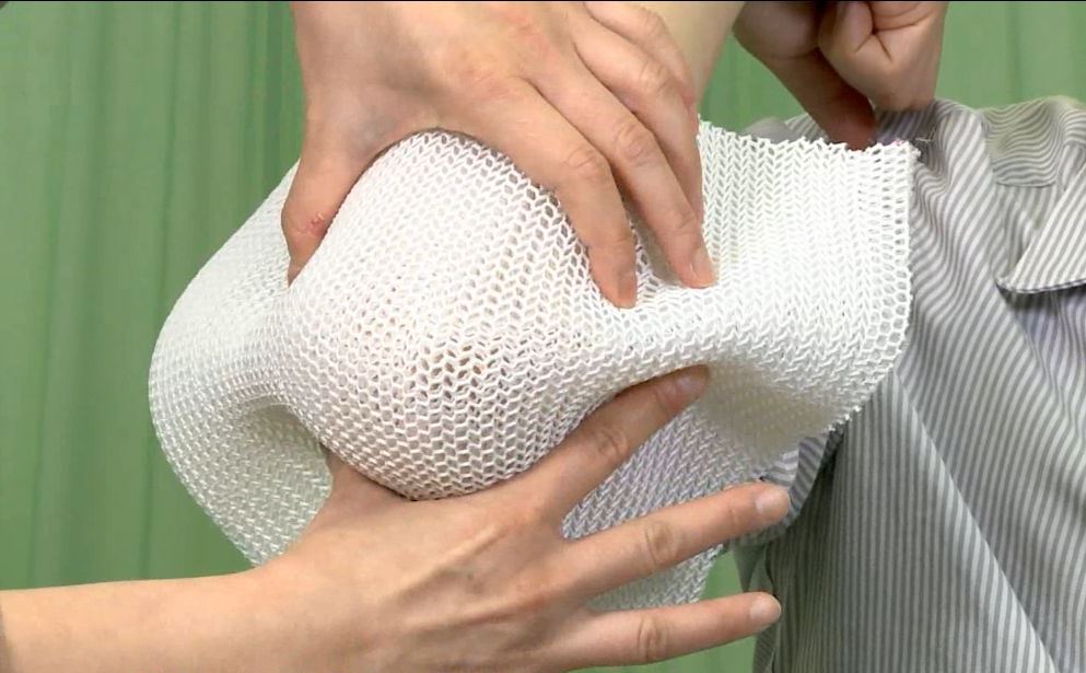 Impact Protector For Elderly Using 3d Auxetic Fabrics